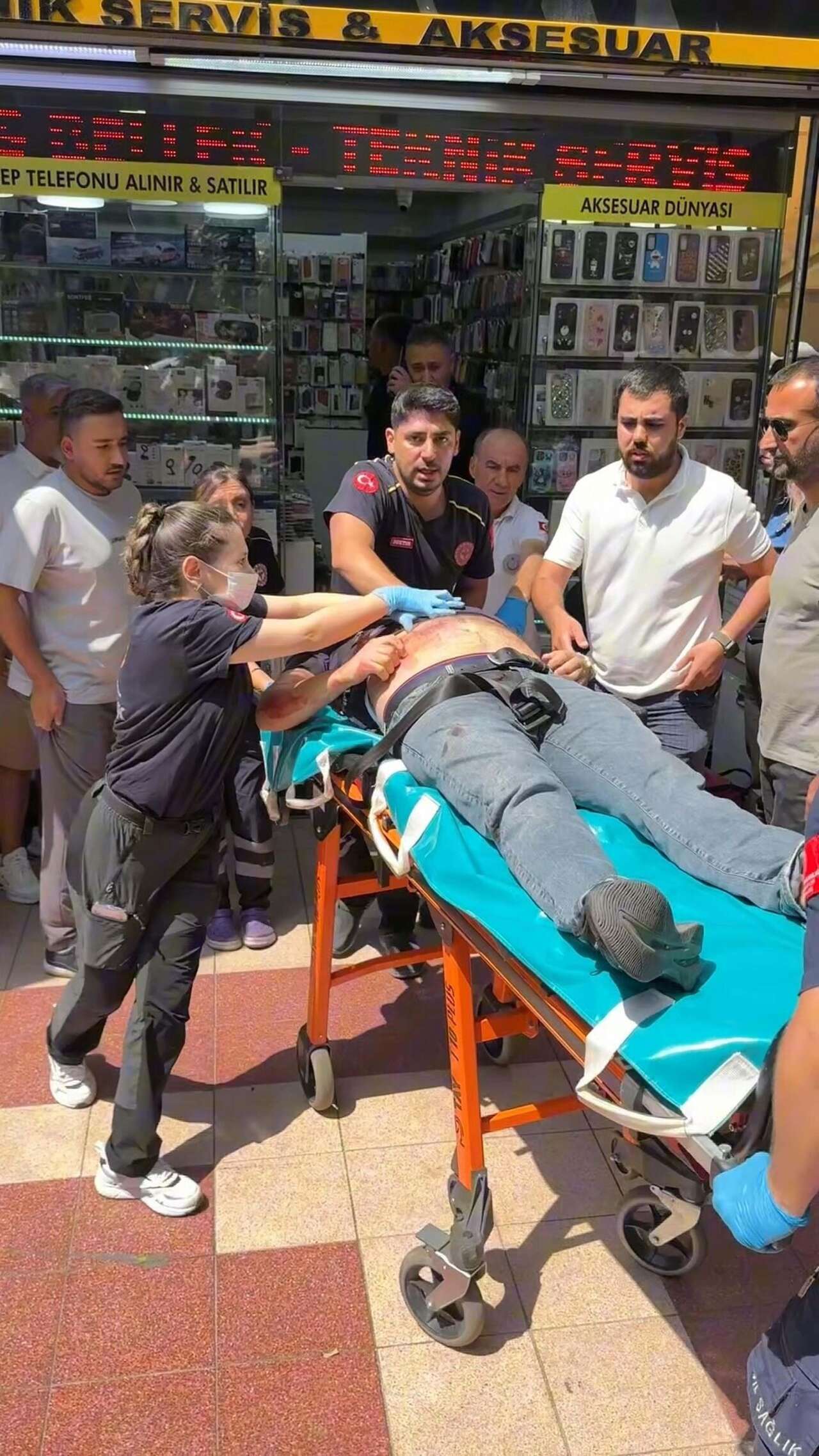 Kanlı saldırının şüphelileri adliyede! 354 polis güvenlik önlemi aldı 4